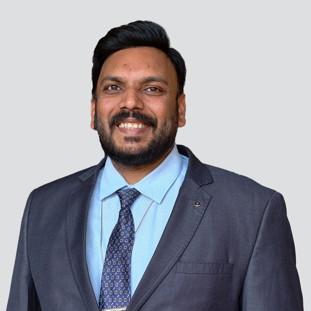 Mr Francis Kevin Fernandes
